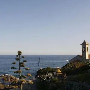 Caligo Incantevole A Due Passi Dal Mare Casa vacanze Bordighera